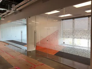 IMG_0850-015afe80-320w COMMERCIAL WINDOW TINTING